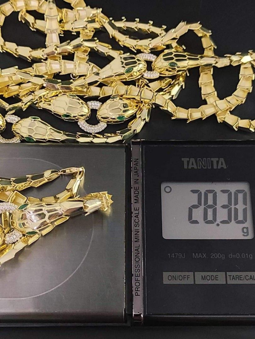 18K Saudi Gold serpentine necklace (Category: Necklaces) located in Manila. Submitted by bhelgoldseller2ndaccount (Listing ID 1268635599, Image 3). Description: New!!✨New!!✨New!! Authentic 18k Saudi Golds necklaces 💫💫💫 💯pawnable/naisasanla 💯with high appraisal rate 💯good investment 💯Direct supplier price 😘 👉OPEN for resellers 👌👌 🌺please take time to evaluate their actual sizes and grams 👉👉Best panggift for all occasions ✅ Sold per g