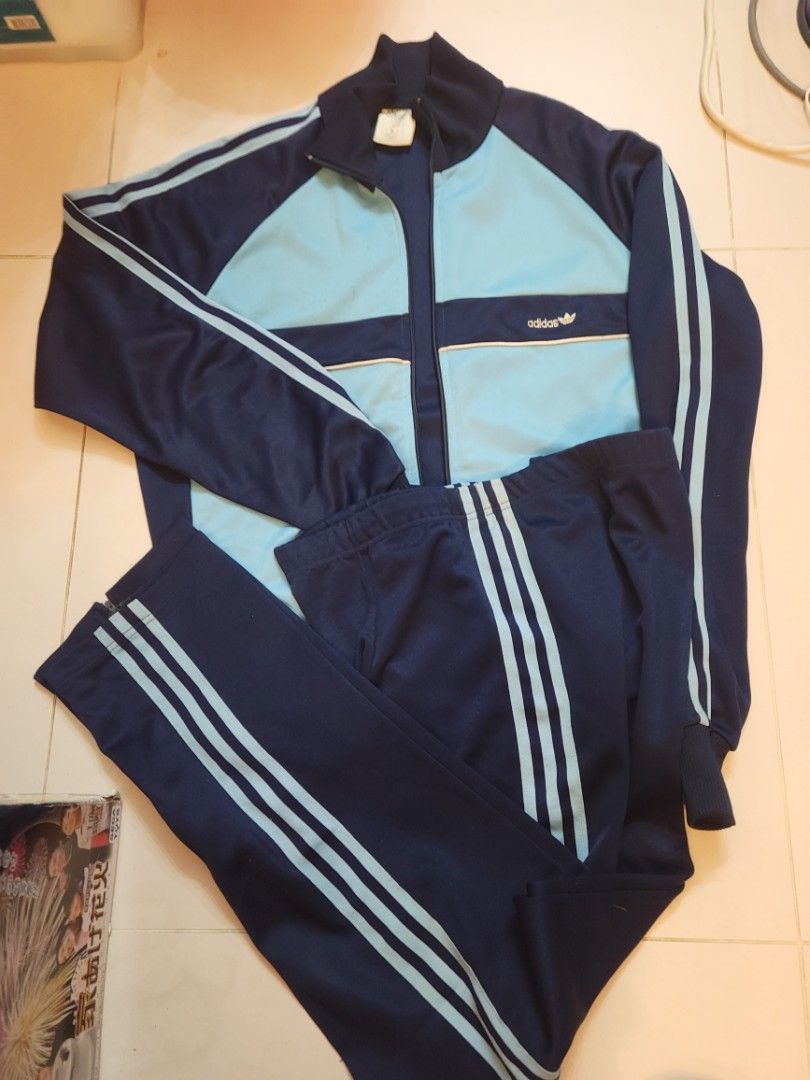 70年代Adidas懷舊運動套裝, 男裝, 外套及戶外衣服- Carousell