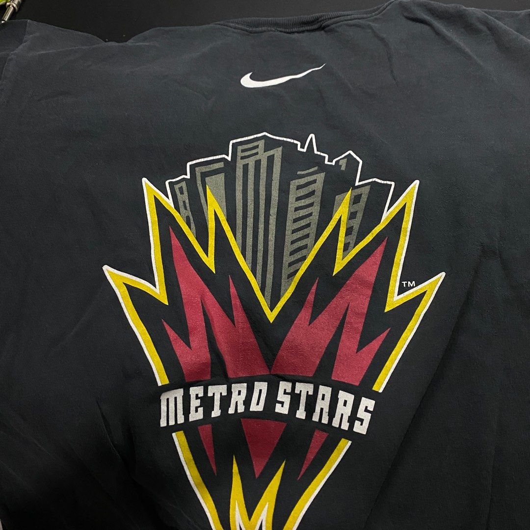 00s vtg nike metro stars tee Men s Fashion Tops Sets Tshirts