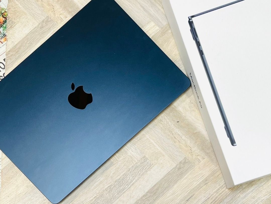 MacBook Air 13.6寸M2 版本8+256G 原廠保固超長2024/10/1 8C CPU
