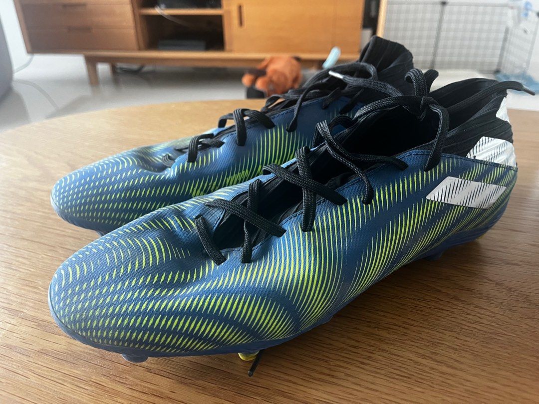 Buy used football boots hot sale