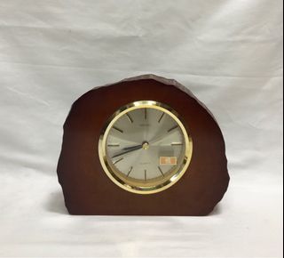 ANTIQUE SOLID WOODEN MAPLE SEIKO TABLE CLOCK