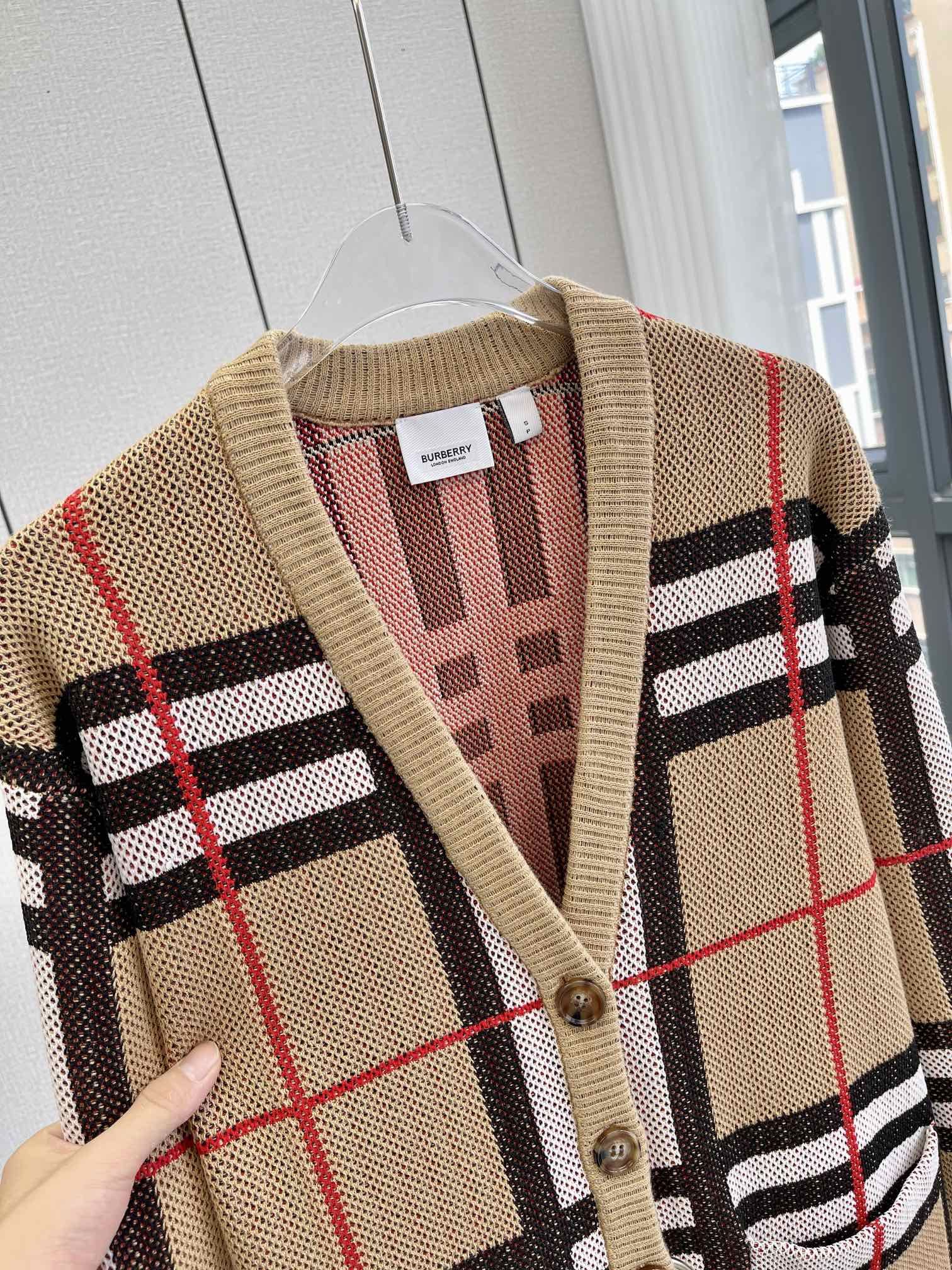Burberry plaid cardigan clearance
