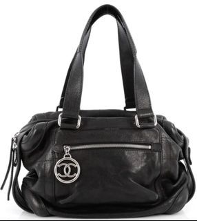 Neo executive leather handbag Chanel Black in Leather - 38477875