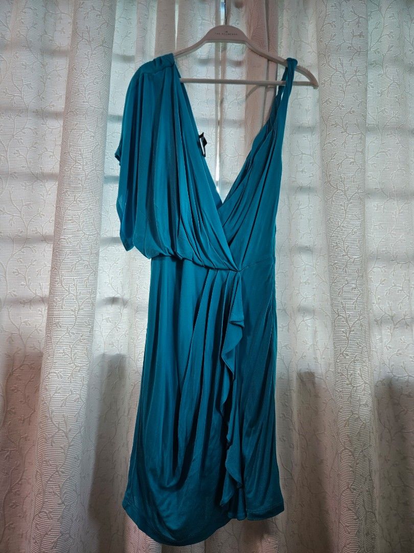 Bebe asymmetric best sale dress