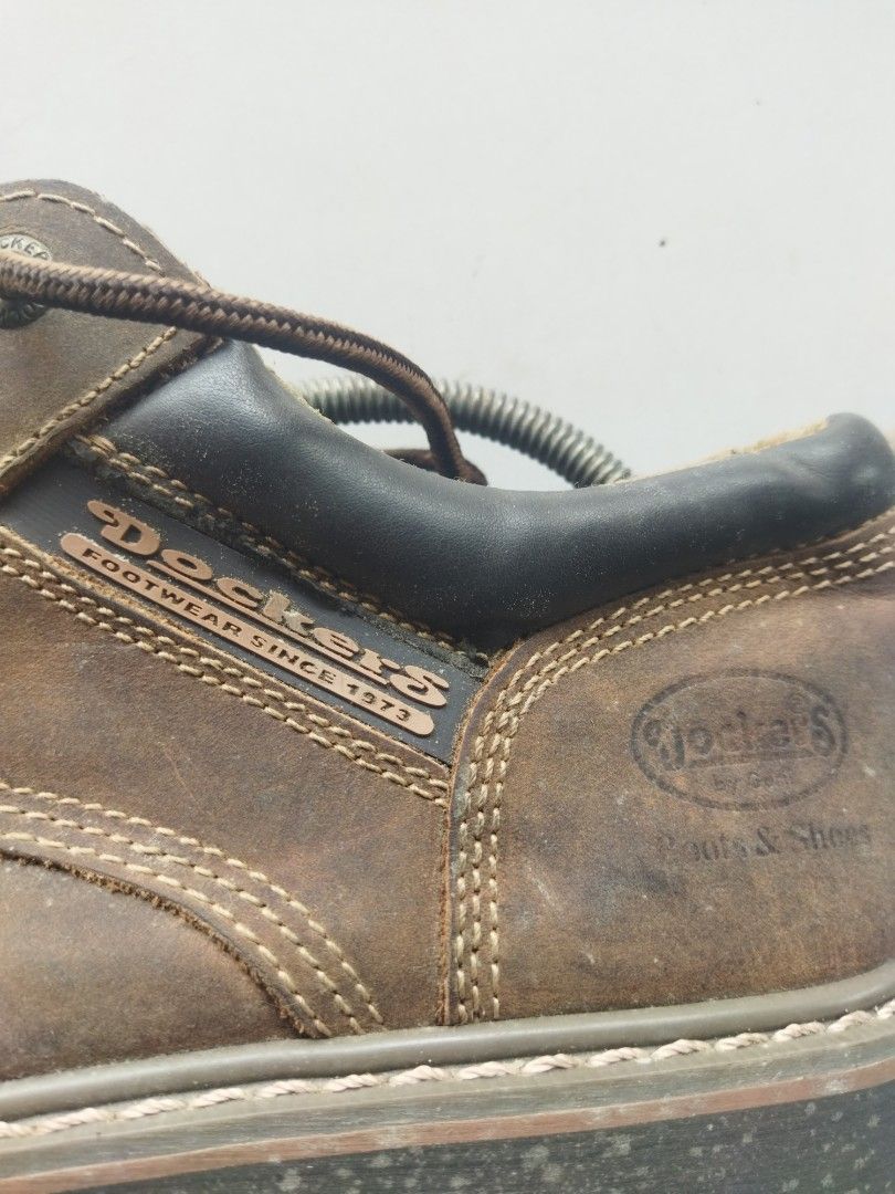 dockers hiking boots