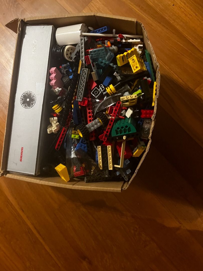 Box of Legos, Hobbies & Toys, Toys & Games on Carousell