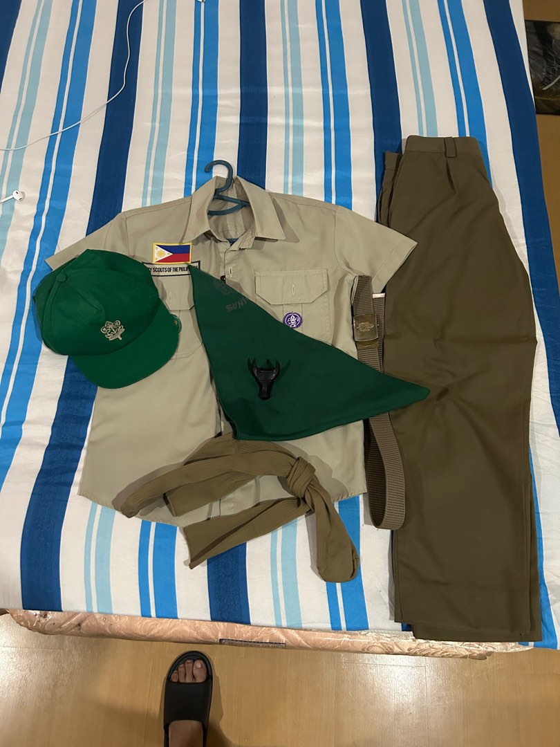 Boyscout Uniform COMPLETE SET, Men's Fashion, Activewear on Carousell