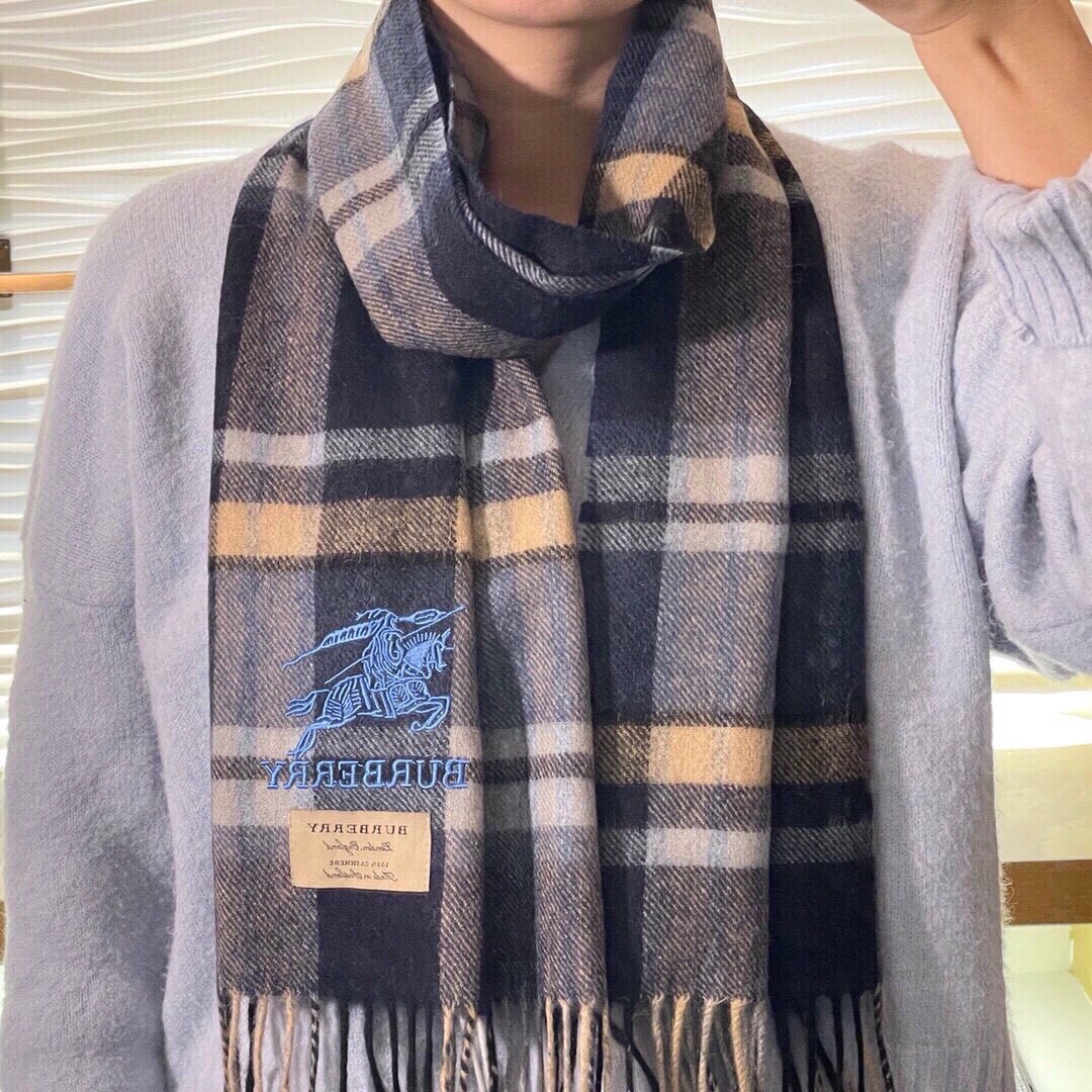 Burberry 2024 winter scarf