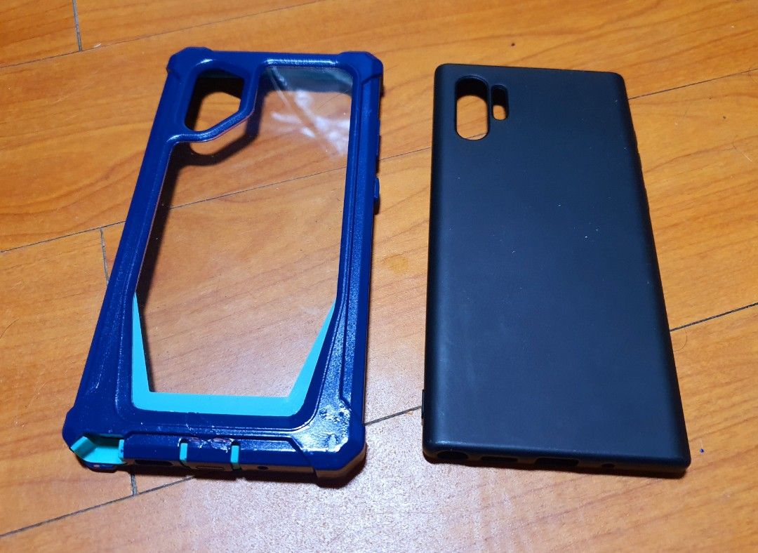 Cellphone case (Category: Cases & Sleeves) located in Caloocan City. Submitted by mack.bay (Listing ID 1268673634, Image 1). Description: 2 Pcs. Case for Samsung Galaxy NOTE 10 + 1 Rugged Case like Supcase/UB 1 rubberrized Matte Texture/Black Never Used. Only P250. for 2 pcs. Pls. Check photos. If Interested pls..Text me fisrt to 09194011117 or just leave a message in Carousell chat. You can book a rider/ courrier for you to deliver in your home.