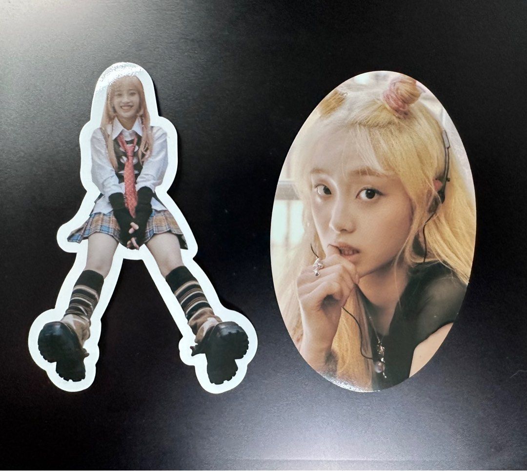 chuu howl pc + makestar 2 pob, Hobbies & Toys, Memorabilia