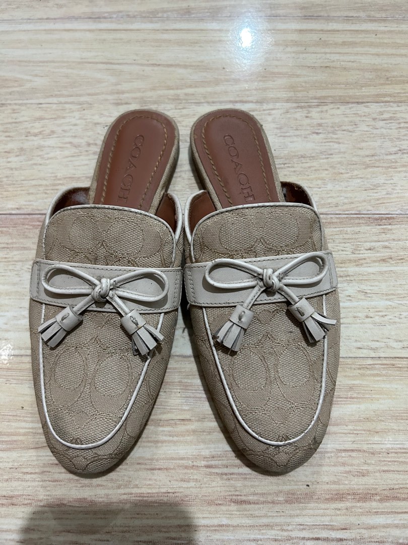 Coach mules, Women's Fashion, Footwear, Flats & Sandals on Carousell