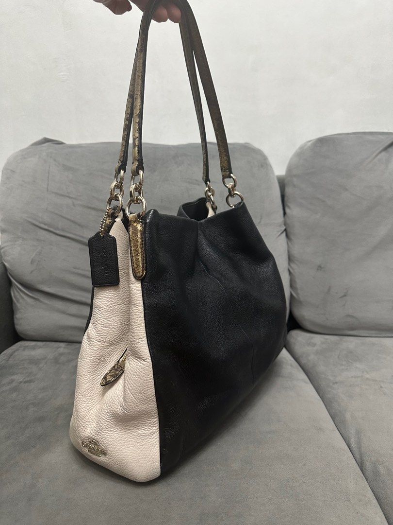 Phoebe coach 2025 bag