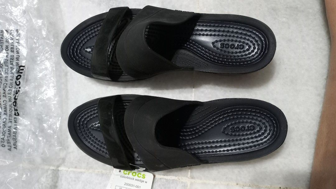 Crocs women colorblock wedges