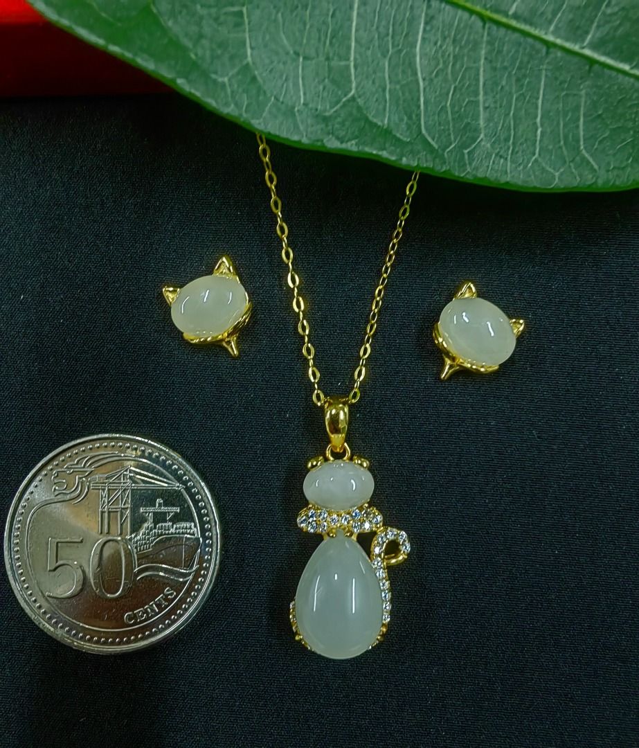 Cute Cat Necklace and Earrings Set Women s Fashion Jewelry