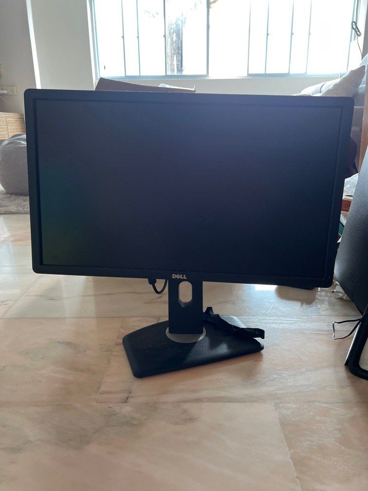 Dell 22.5inch Monitor Screen, Computers & Tech, Desktops on Carousell