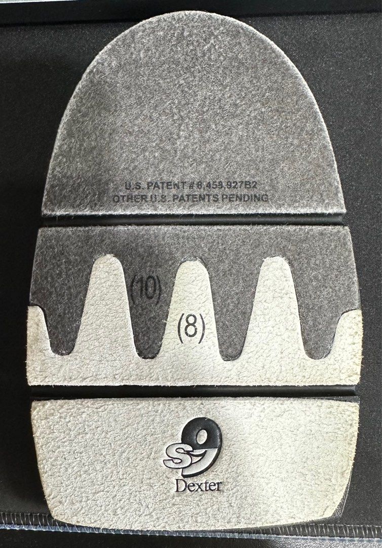 Dexter the deals 9 slide soles