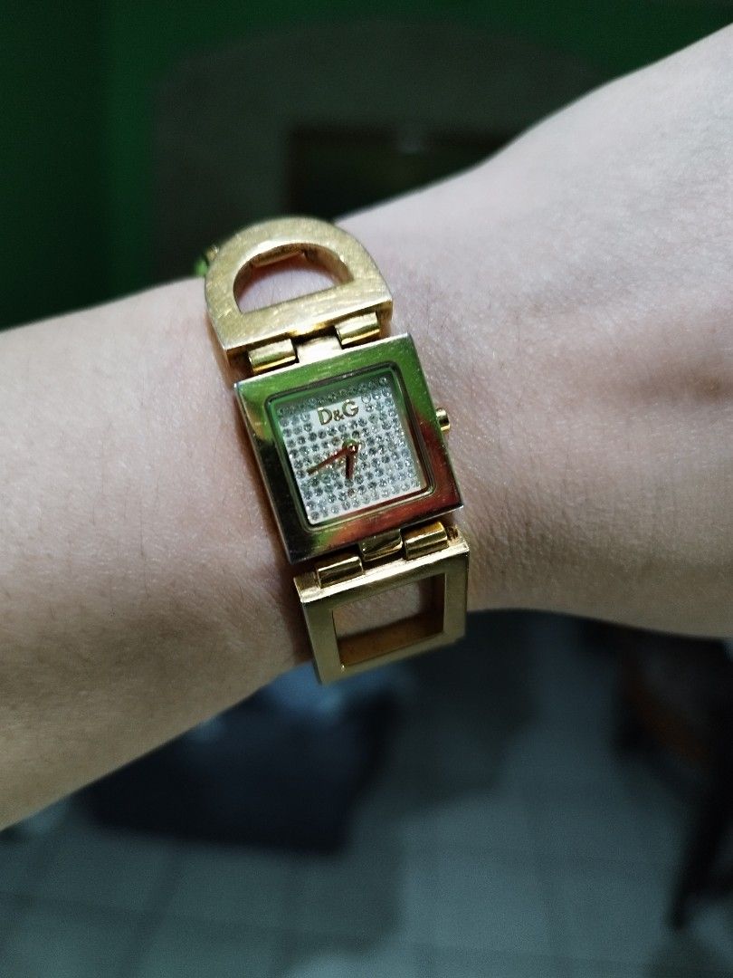 D G Night and Day Vintage Bracelet watch Luxury Watches on Carousell