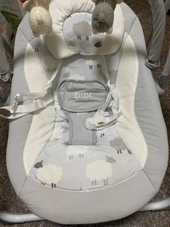 DIDI電動嬰兒搖椅 | 嬰兒搖床、電動搖椅、嬰兒床、滿月禮、安撫椅、電動搖床