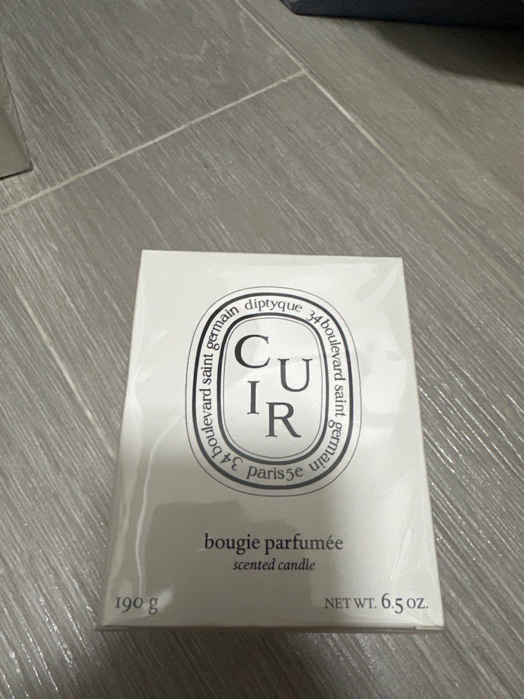 Diptyque cuir candle outlet