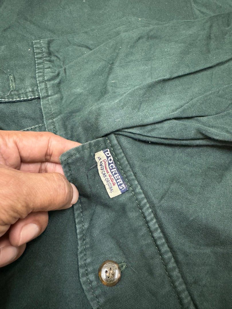 DOCKERS JACKET (Category: Apparel) located in Klang. Submitted by houseofgrailed (Listing ID 1268544293, Image 3). Description: 23.