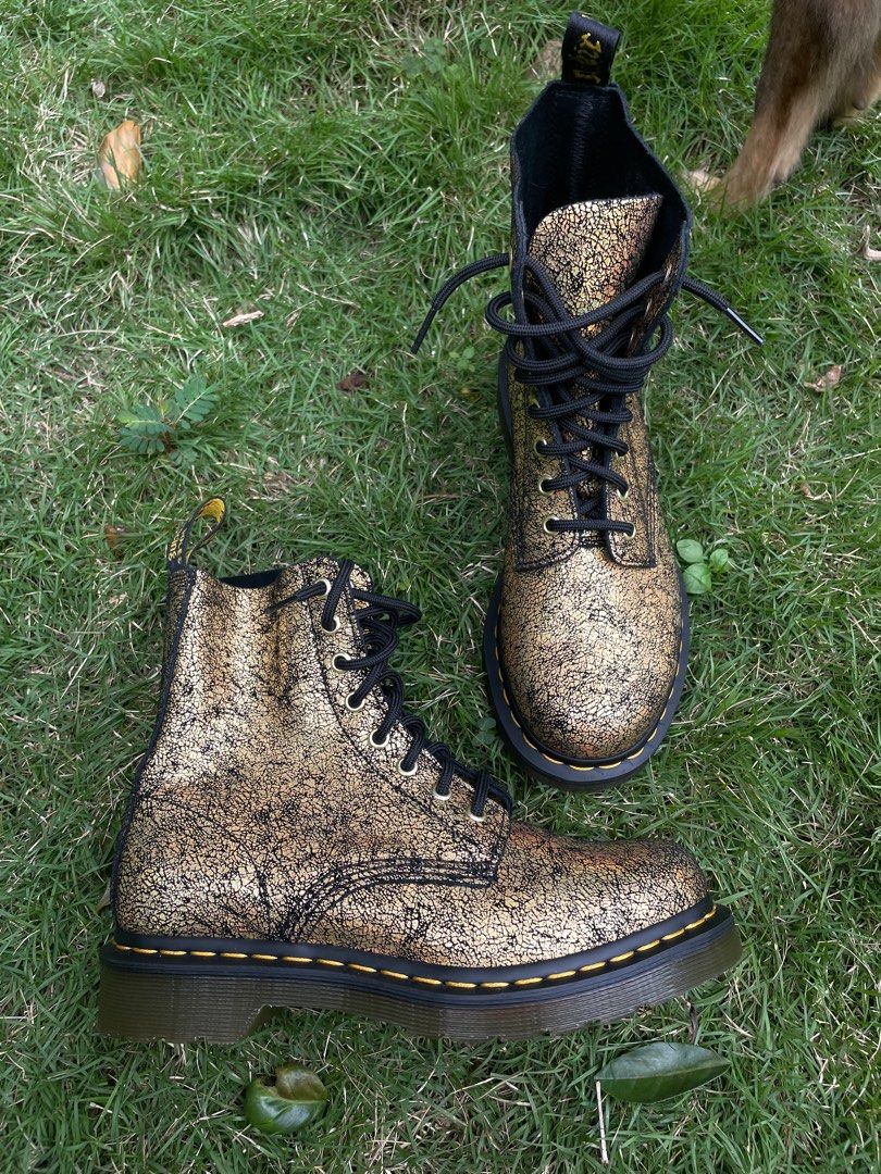 Doc martens cheap crackle boots