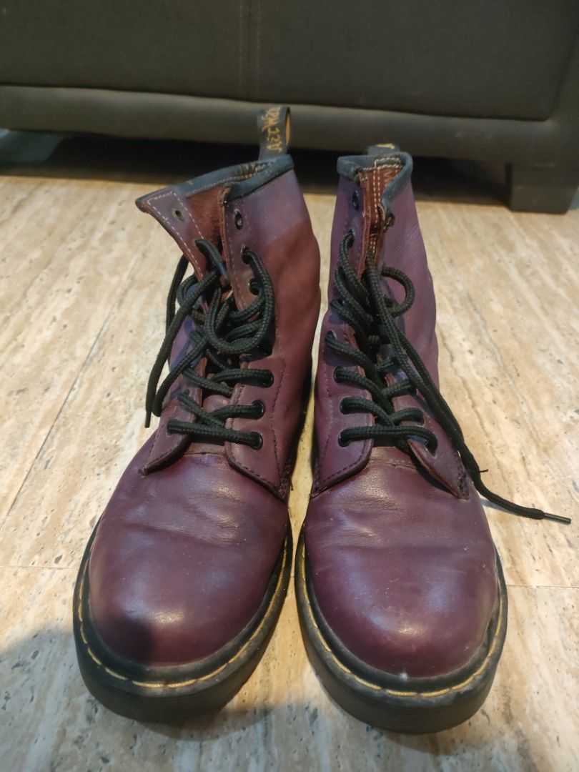 Sepatu dr martens asli online