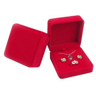Elegant Red Velvet Necklace Ring Earring Set Jewellery Box *$18