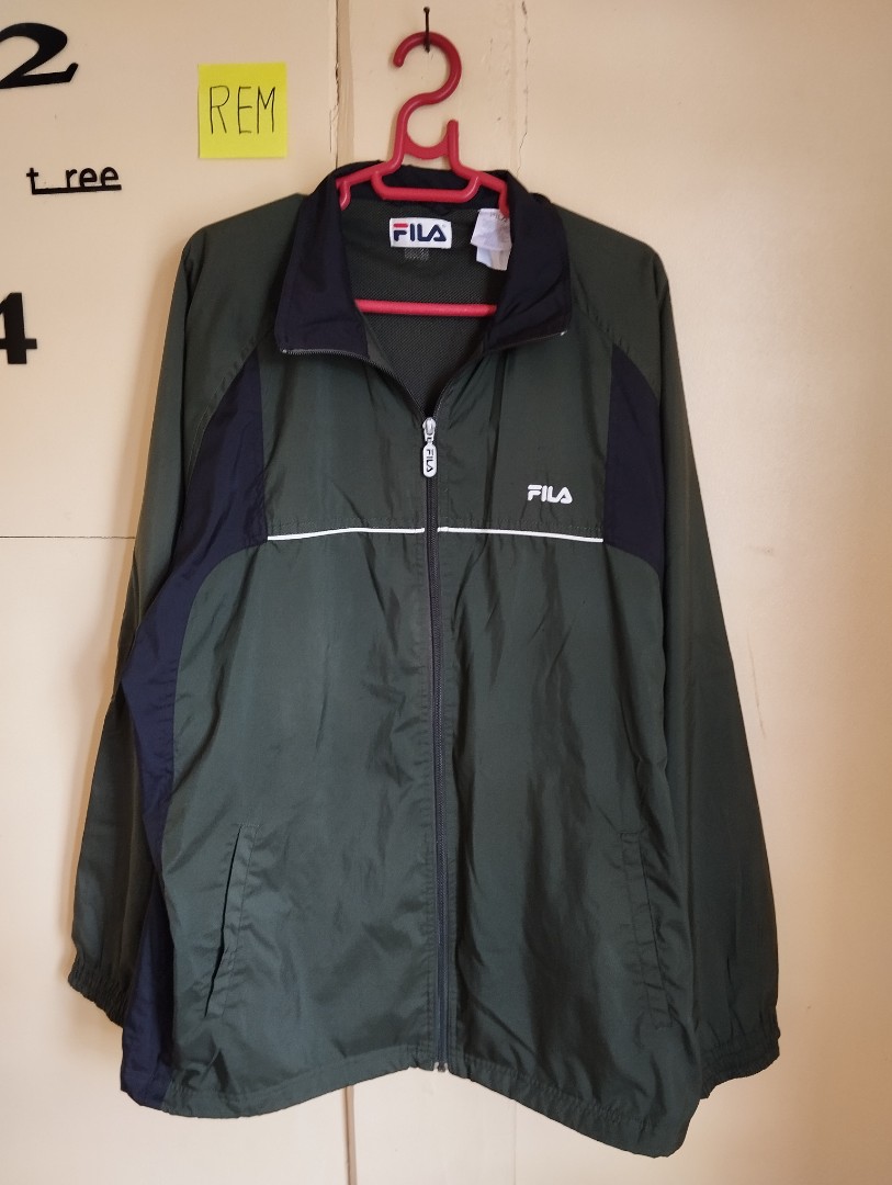 Fila Windbreaker, Men's Fashion, Activewear On Carousell