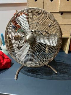 (Category: ) located in . Submitted by allrpreluved (Listing ID 1268564968, Image 1). Description: .