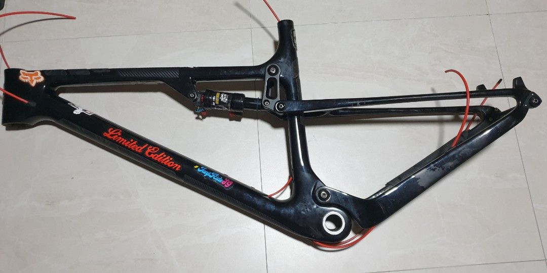 Fullsus Carbon FRAMESET ONLY BXT MTB 077 29er boost