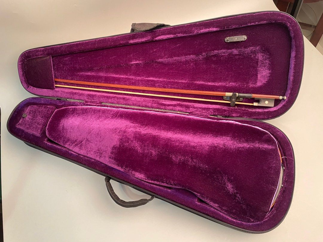 Genial Violin - Full size 4/4 student violin, Hobbies & Toys, Music ...