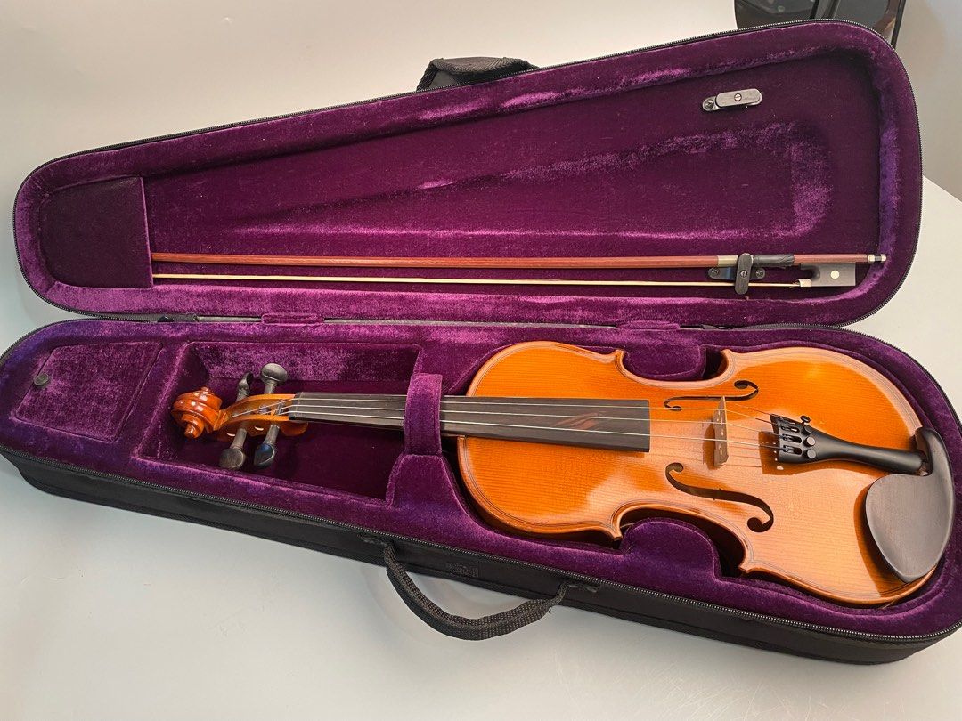 Genial Violin - Full size 4/4 student violin, Hobbies & Toys, Music ...