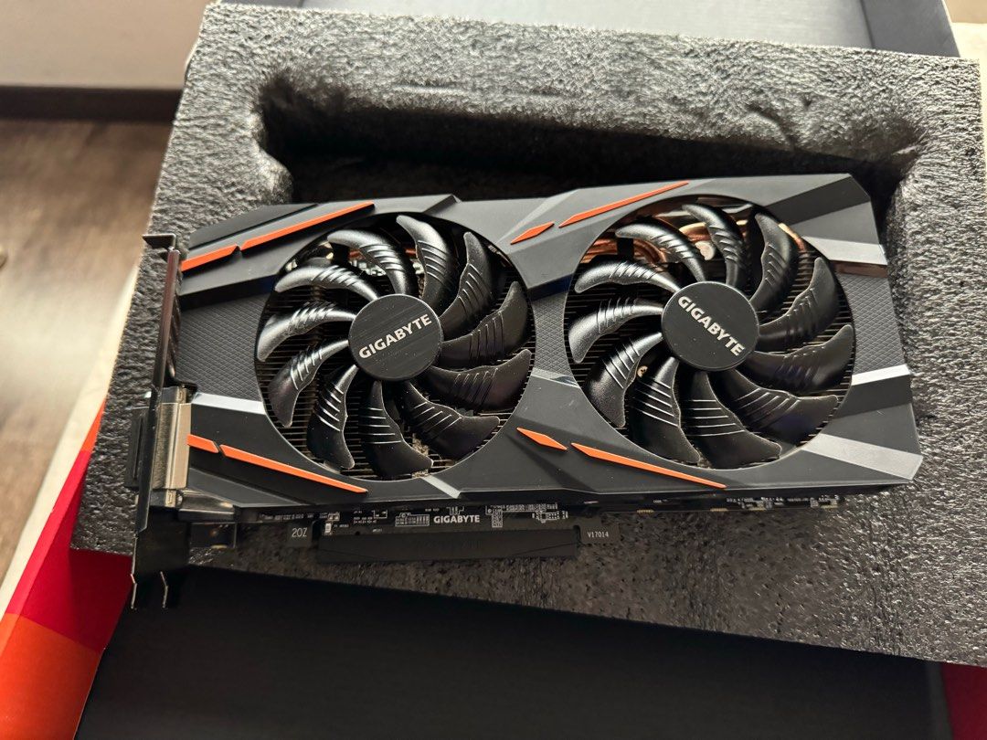 Radeon rx best sale 570 gigabyte