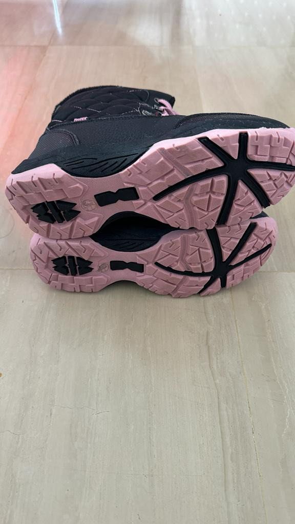 Girls snow boots new arrivals size 4