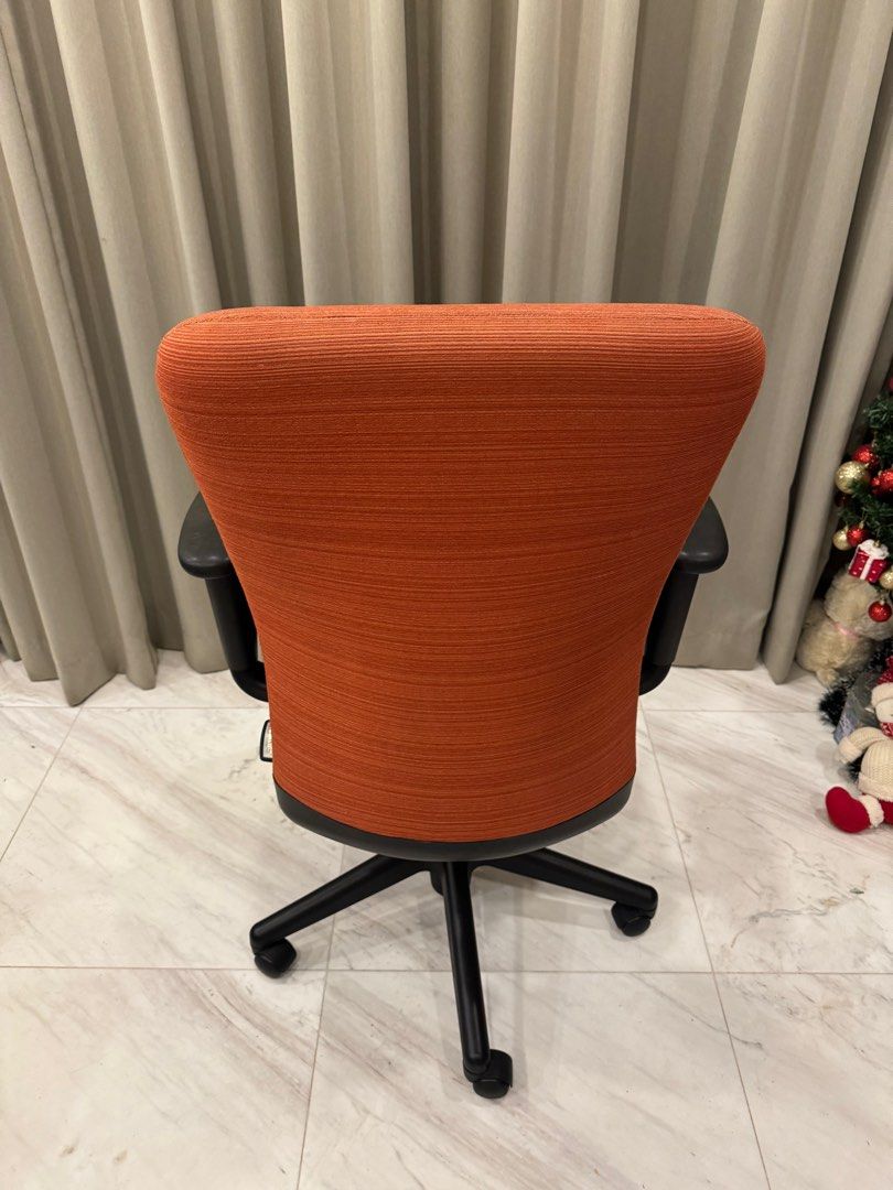 Haworth Office Chair, Furniture & Home Living, Furniture, Chairs on