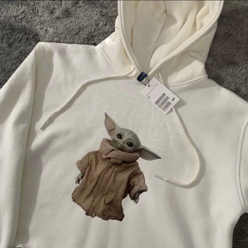 Baby yoda hot sale hoodie h&m