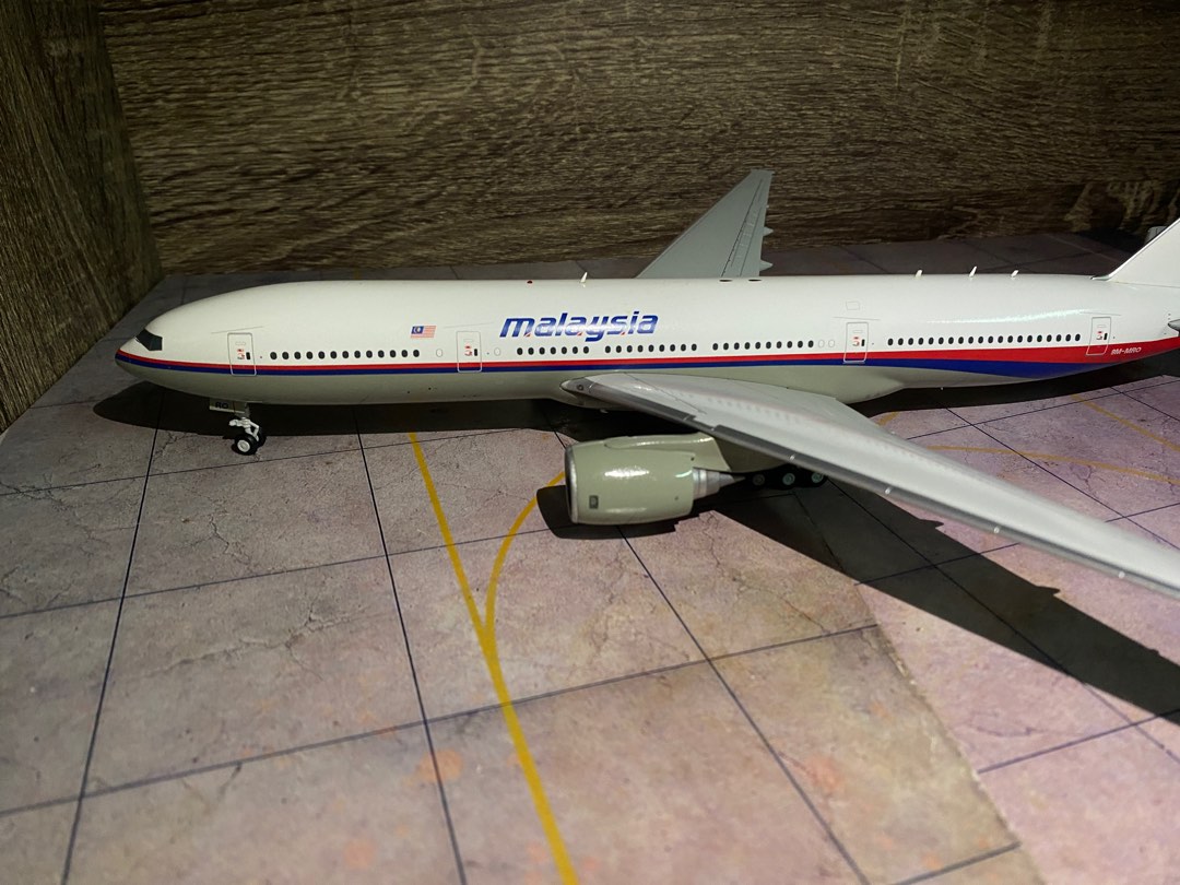 JCWings 1/200 マレーシア航空 B777-200ER 9M-MRA （マレーシア