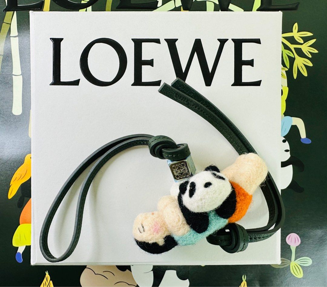 SOLD❌LOEWE 🦊 Suna Fujita (Panda with Kid Charm) 現貨全新