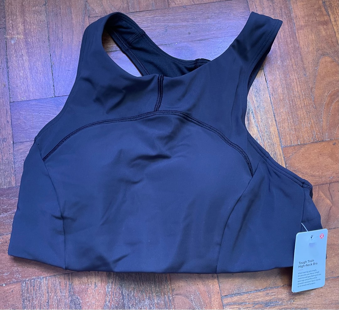 Lululemon US 6 Tough Train High-Neck Bra Medium Support, C/D Cup, Women's  Fashion, Activewear on Carousell