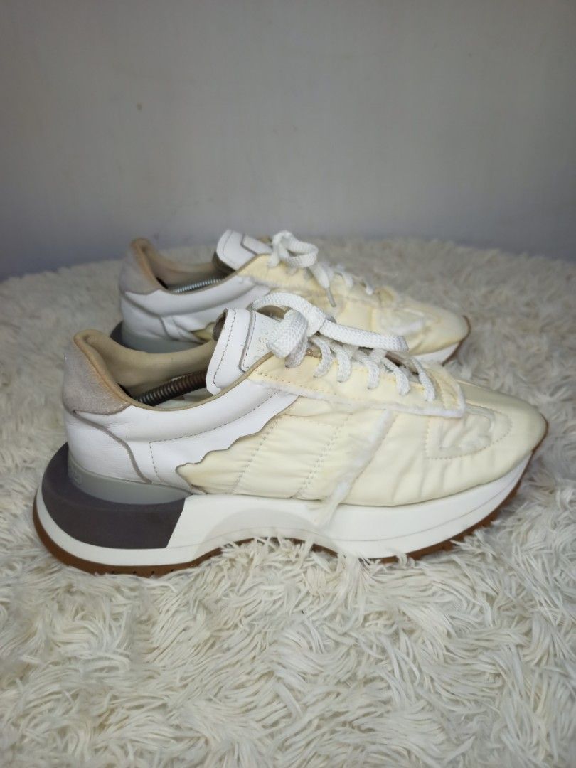 MAISON MARGIELA RUNNER EVOLUTION SNEAKERS Men s Fashion Footwear Sneakers on Carousell