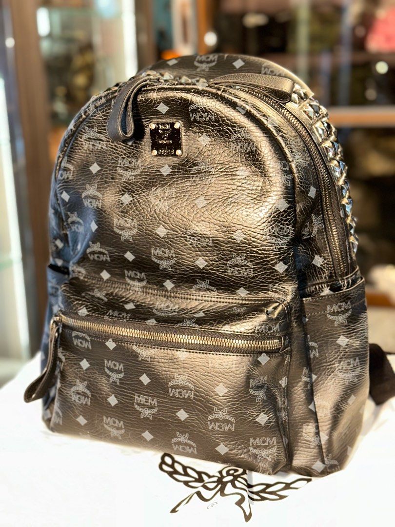 Mcm black medium backpack store