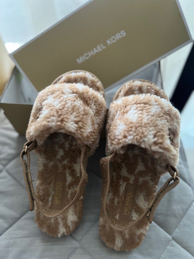 Michael Kors furry slide Women s Fashion Footwear Flipflops and Slides on Carousell