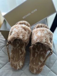 Michael kors fur new arrivals slippers
