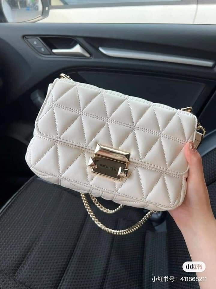 Michael kors hotsell sloan quilted crossbody