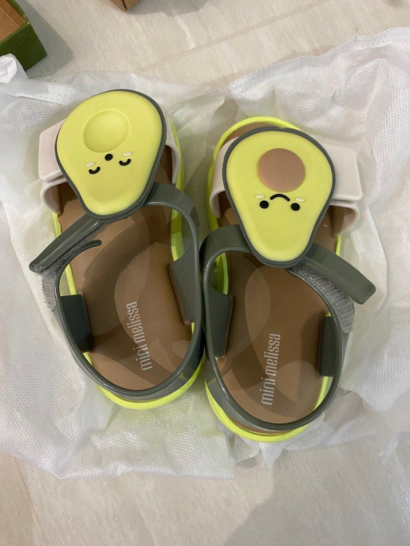 Mini melissa deals avocado sandals