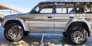 Mitsubishi Pajero 4m40  4x4 automatic Auto