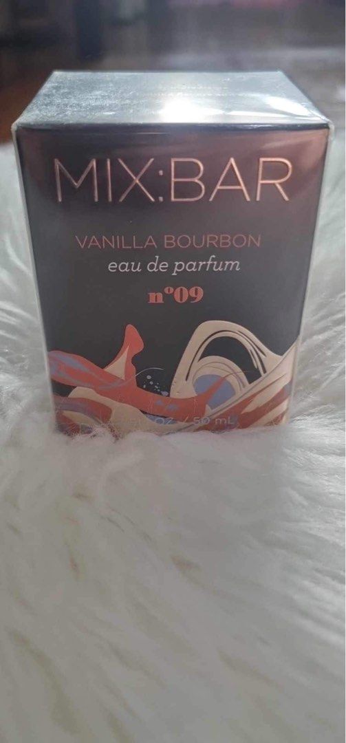 MIX BAR VANILLA BOURBON SOLD PER PIECE (Category: Fragrance & Deodorants) located in Makati City. Submitted by cashfrancefashioncosmetics_ph (Listing ID 1268597755, Image 2). Description: Sold PER PIECE ORIGINAL MIX:BAR EAU DE PARFUM scent::: COCONUT PALM NO.08 CLOUD MUSK NO.21 WOOD ELIXER NO.15 VANILLA BOURBON NEW STOCKS MADE IN USA FROM USA 💯💯💯💯AUTHENTIC .