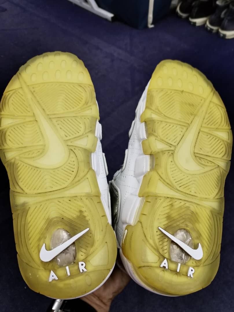Nike outlet uptempo 5.5