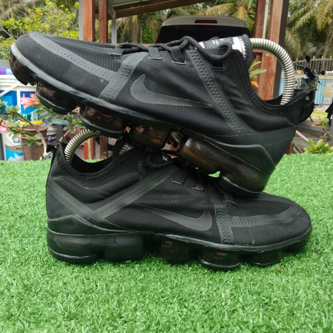 NIke vapormax all black sneakers shoes size 6uk Men s Fashion